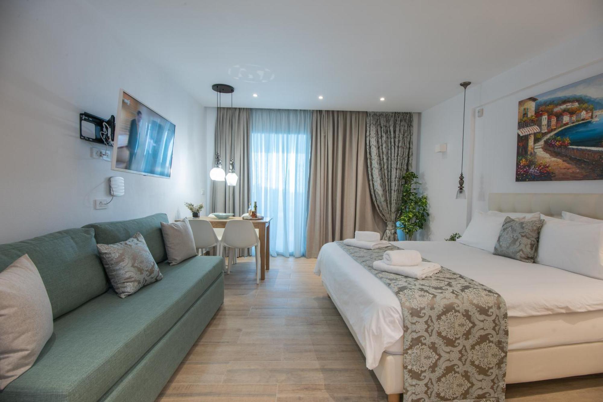 Ammos Lux Apartments Crete Айос-Ніколаос Екстер'єр фото